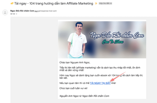 dùng chatbot kết hợp với email marketing